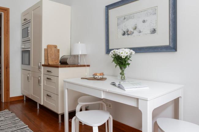 Charming Flat in Design District Images_4