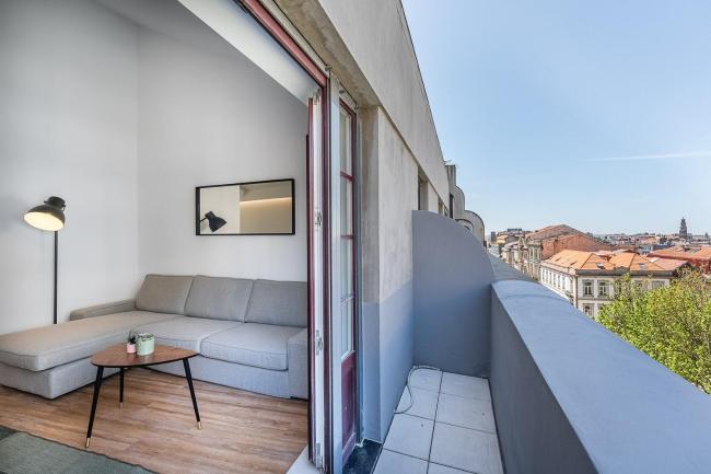 GuestReady - Relaxing moment in a vibrant city Images_1