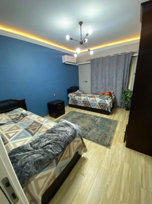 Apart with private garden in prime location Images_3