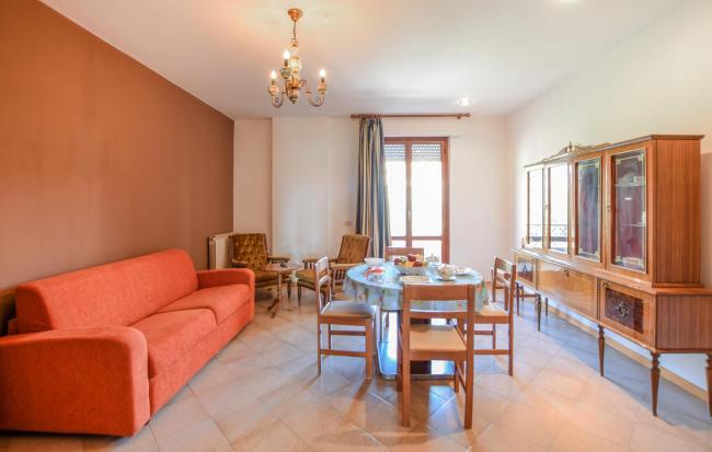 Nice Apartment In Tuoro Sul Trasimeno With Wifi Images
