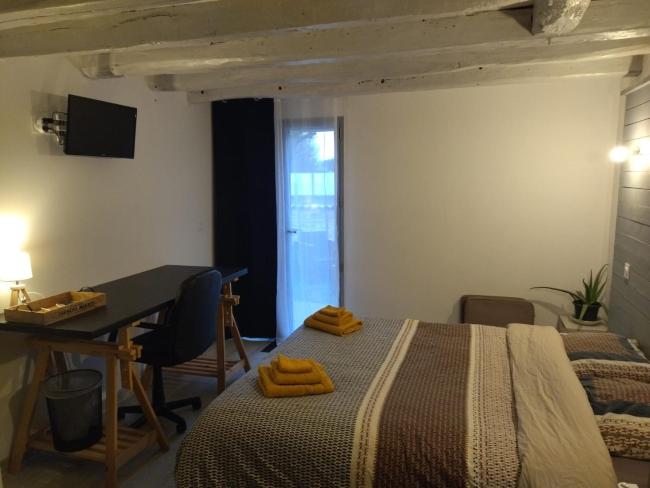 Studio 20 m2 avec salle d'eau et cuisine privatives Images_2