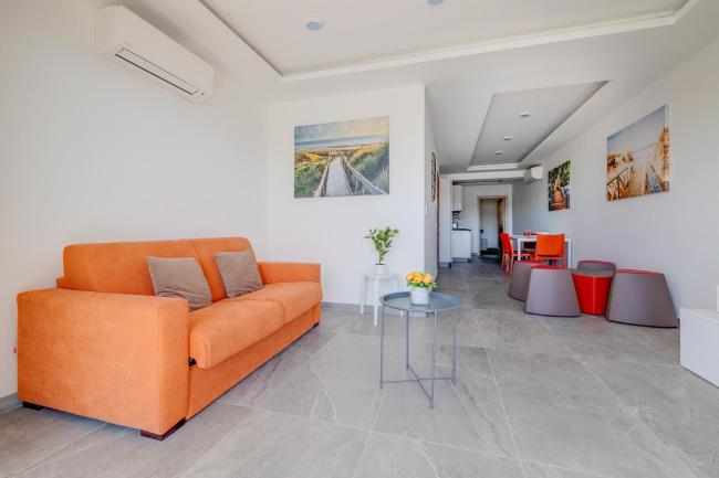 Idyllic Apartment with Valletta and Harbour Views Images_3