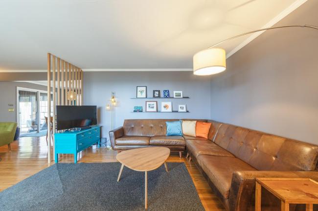 Pet friendly property with private access to Lake Michigan and beautiful sunset views Images_5