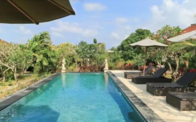 1 Private bedroom with terrace and pool in Bingin Images_4