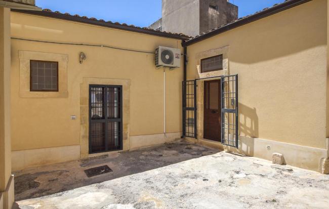 Nice Apartment In Noto With Wifi Images_3