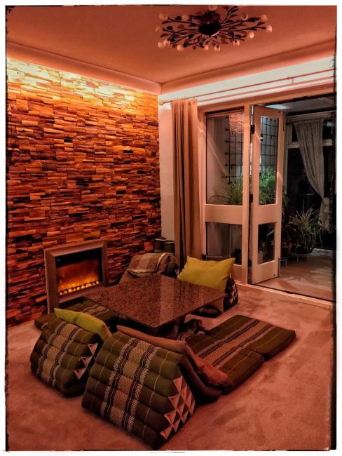 Cozy ensuite in authentic homestay with garden terrace in prime location just east of City Images_5