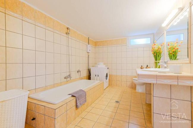 Yiasemi open-plan Suite, near Lagomandra beach Images_3