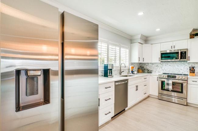 Sleek Cape Coral Home with Private Pool on Canal! Images_4