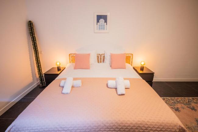 Superb 90m2 Apartment with Garden Images_5