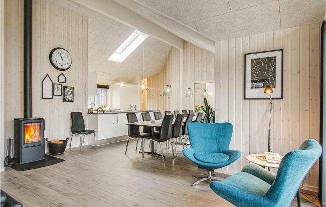 Cozy Home In Blåvand With Wifi Images_4