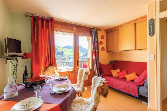 Apt or chalet near the slopes Le Grand-Bornand Images_2