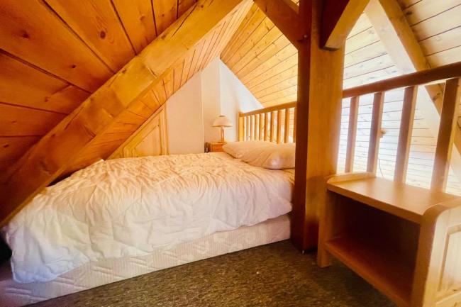Ski nest with large balcony Images_5