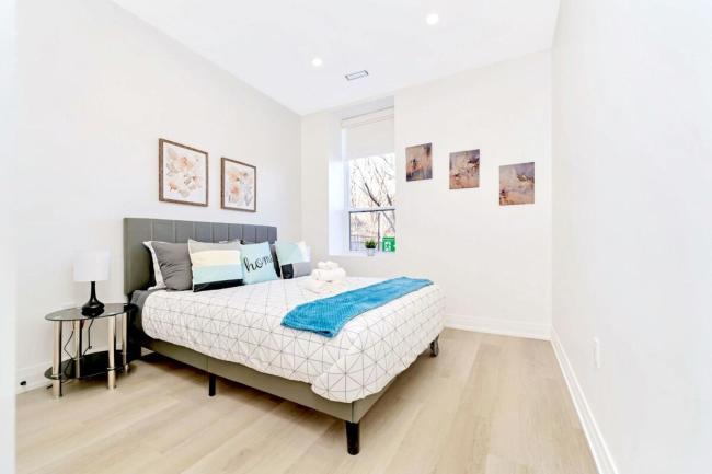 2BR Apt in James Street Images_3