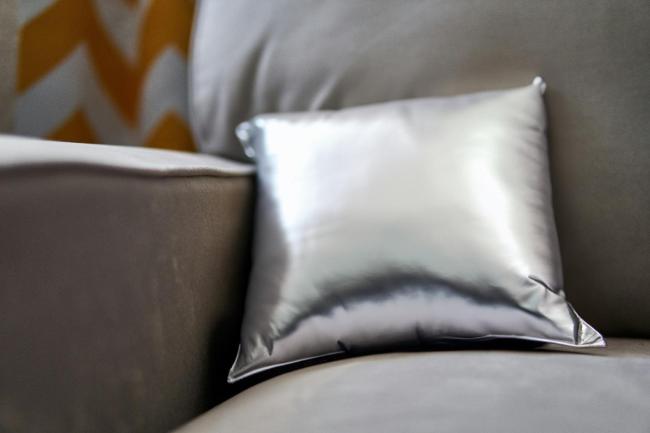 Surprising & Peaceful Gateway by Marylebone Images_1