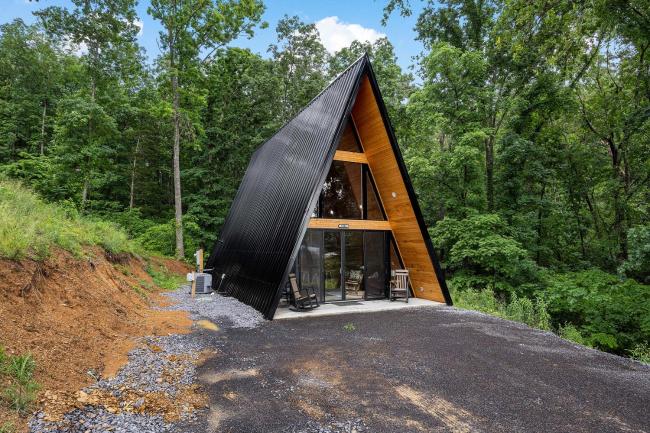 Relaxing Getaway Earth Cabin Images_1