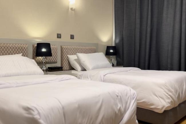 Hilton Nile View 3bedr Serviced apt Images_5