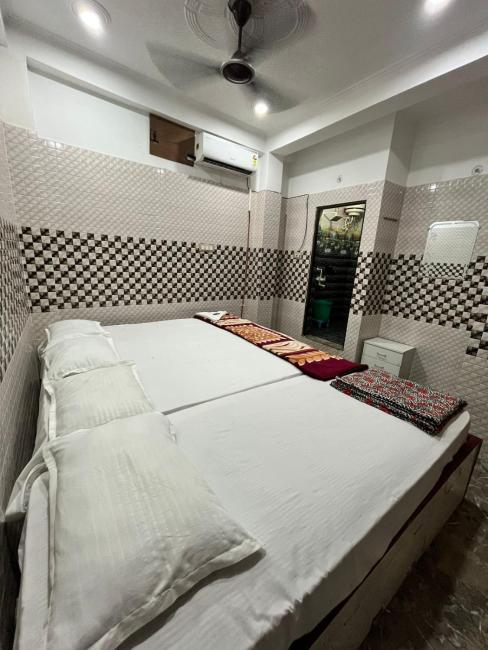 Thakur Ji Hotel Images_4