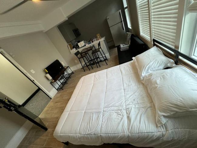 Modern Studio in Washington DC Images_3