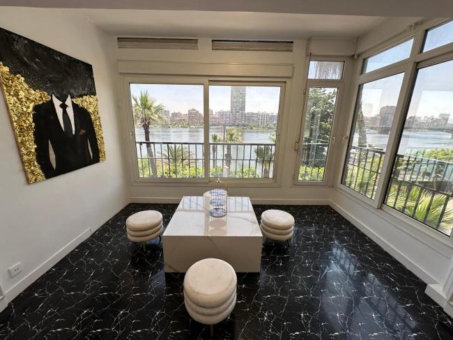 3 Bedroom Nile view Apartment Next to the Four Seasons Hotel Images_3
