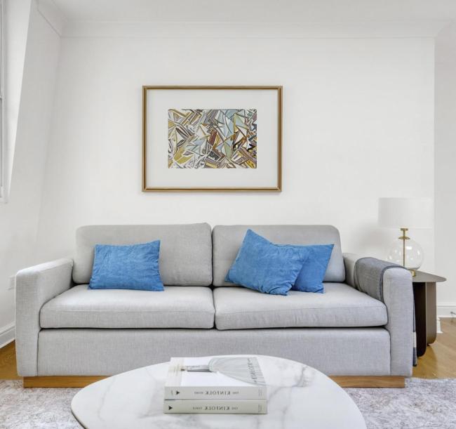 Private & Cosy Flat at Spitalfields Images