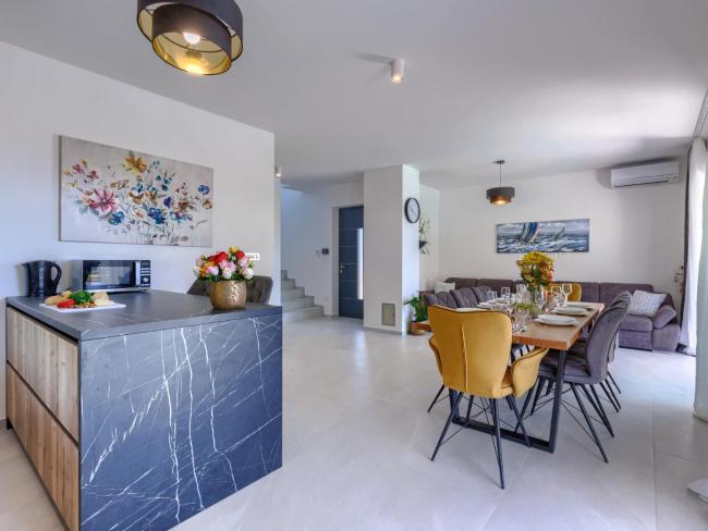 Villa David by Interhome Images_4