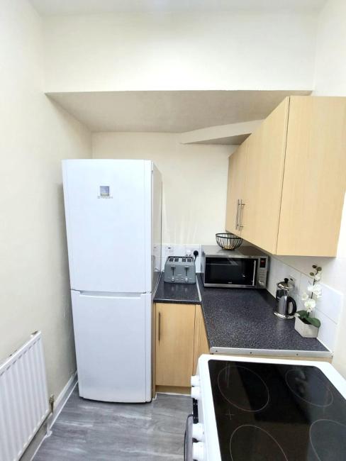 Cosy home in Leeds, Free WiFi Images_2