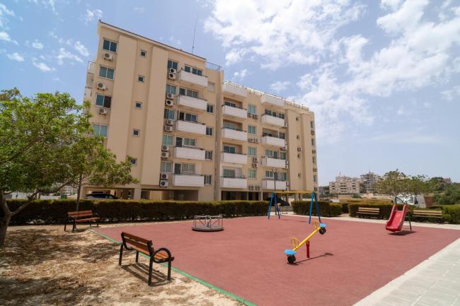 Blu Mackenzie 1 bdr Flat with Pool Images_2