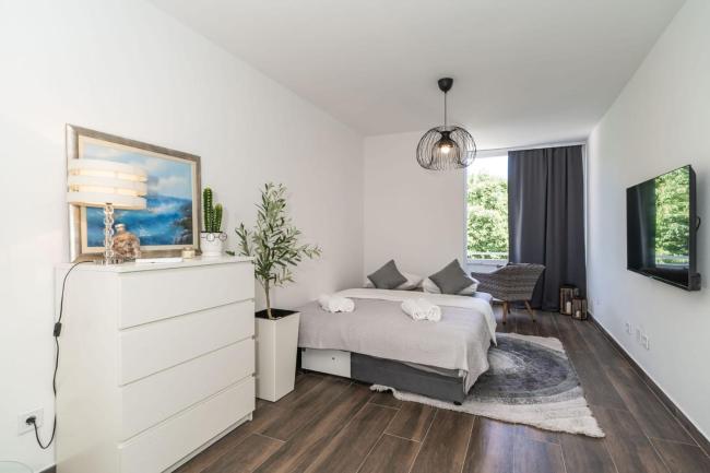 Hanna's Oasis Images_5