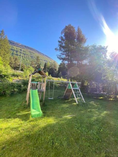 Hus i Stryn Images_3