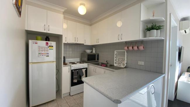 Bright & Comfortable 1BR Unit in Trendy Brunswick! Images_5