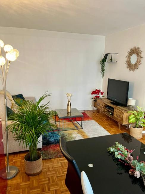 Studio cosy spacieux de 30m proche Tour Eiffel 2Pers Images_5