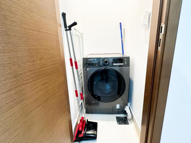 Yas Island Living 1BR withBalcony Parking 108 Ansam Images_1