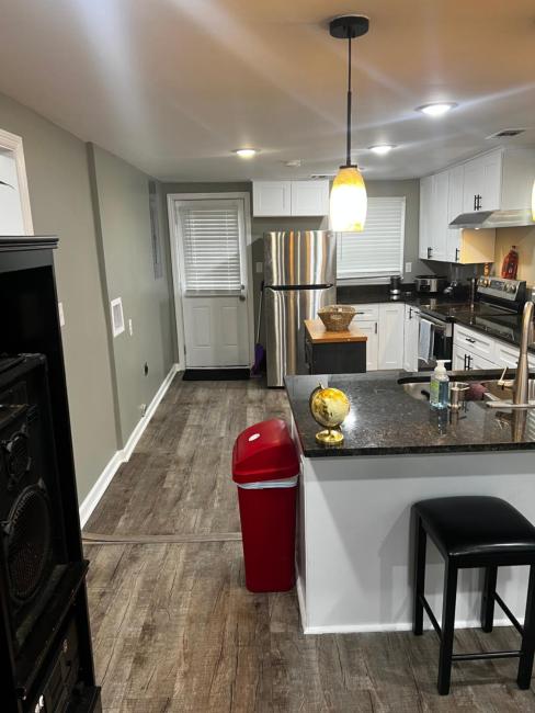 The In and Out Downtown Vibe Images_2