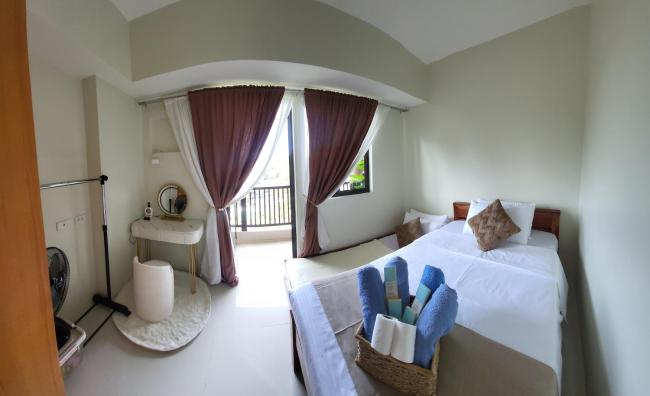 My Cozy Home in Brenthill with Balcony Images_3