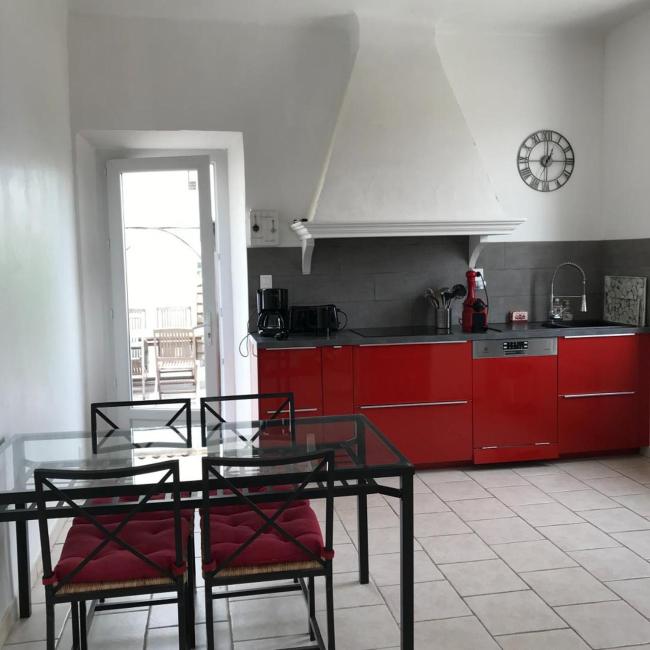 Maison avec vue sur le port de plaisance Images_4