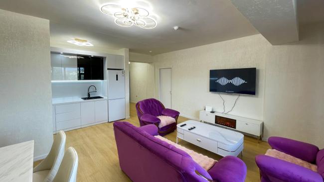 Modern Comforts in Prime Location Images_2