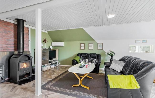 Cozy Home In Bagenkop With House Sea View Images_3