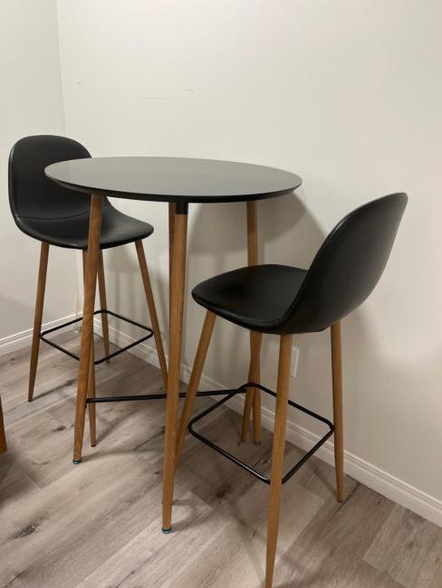 Two bedrooms basement suite Images_1