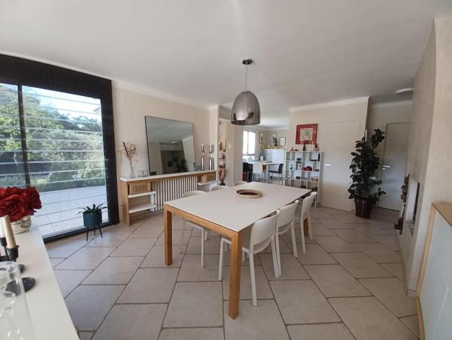 Maison avec vue et piscine pour 4 à 8 personnes Images_5