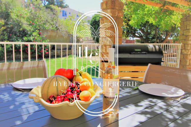 Superbe T2 pieds dans l'eau terrasse Plage Wifi PK By HC Images_5