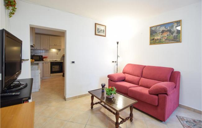 Amazing Home In Camaiore With Wifi Images_5