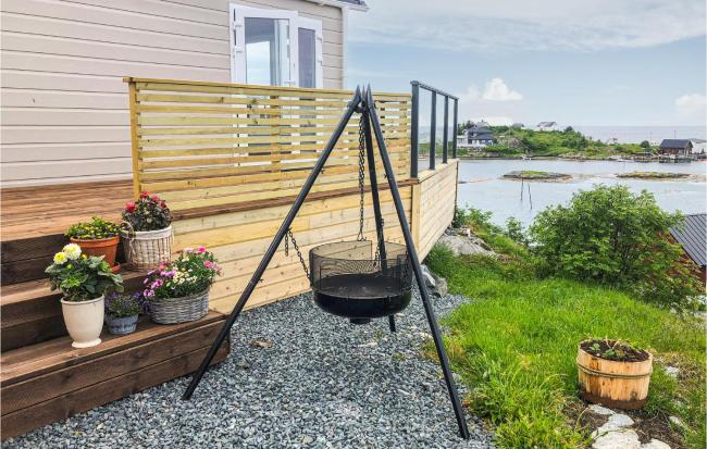 Lovely Home In Smøla With Kitchen Images_2