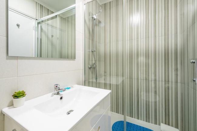 GuestReady - Practical 1 BDR appt near the beach! Images_3