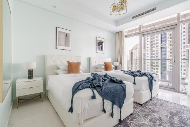 GuestReady - Fabulous 2BR with Burj Khalifa view Images_4