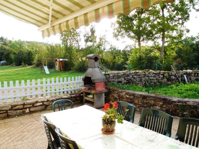 Clevacances 3 cles 9 pers au cros bas Images_1