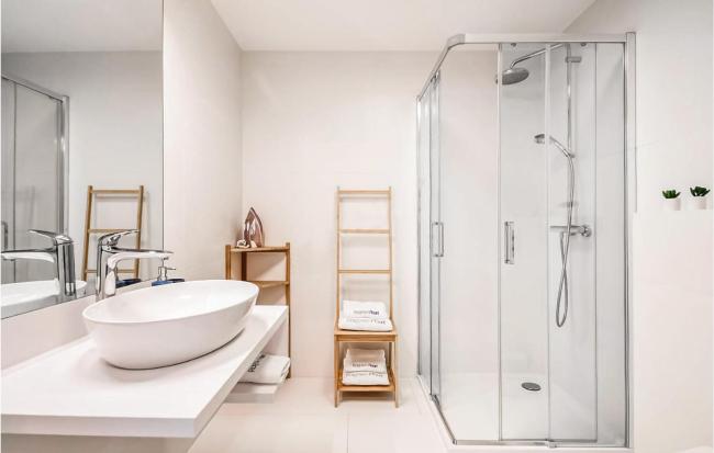 Amazing Apartment In Mrzezyno With Wifi Images_5