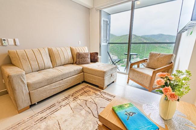 New Apartment With Mountain View Images_2