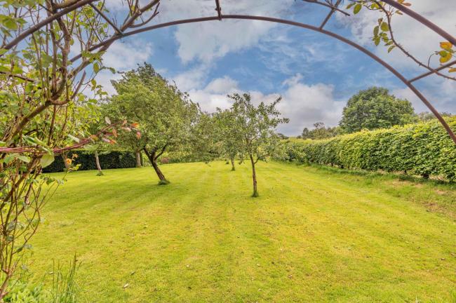 Finest Retreats - The Nook Bank Newton Images_5