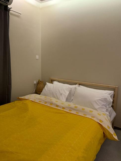 Studio with a Smart Entrance and a Prime Location! Images_1