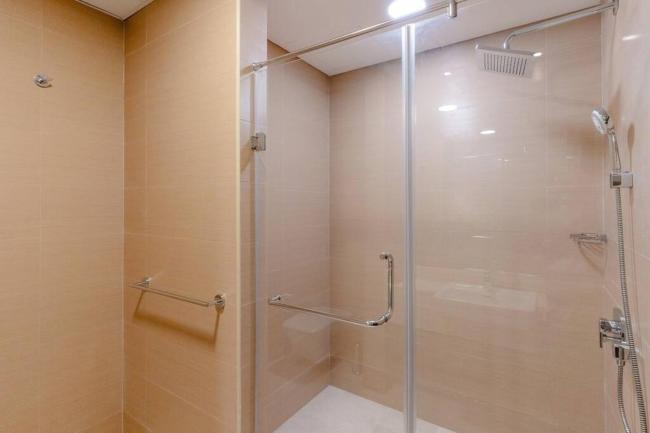 Sparkle Towers l Spacious 3BR l Best Location Images_3